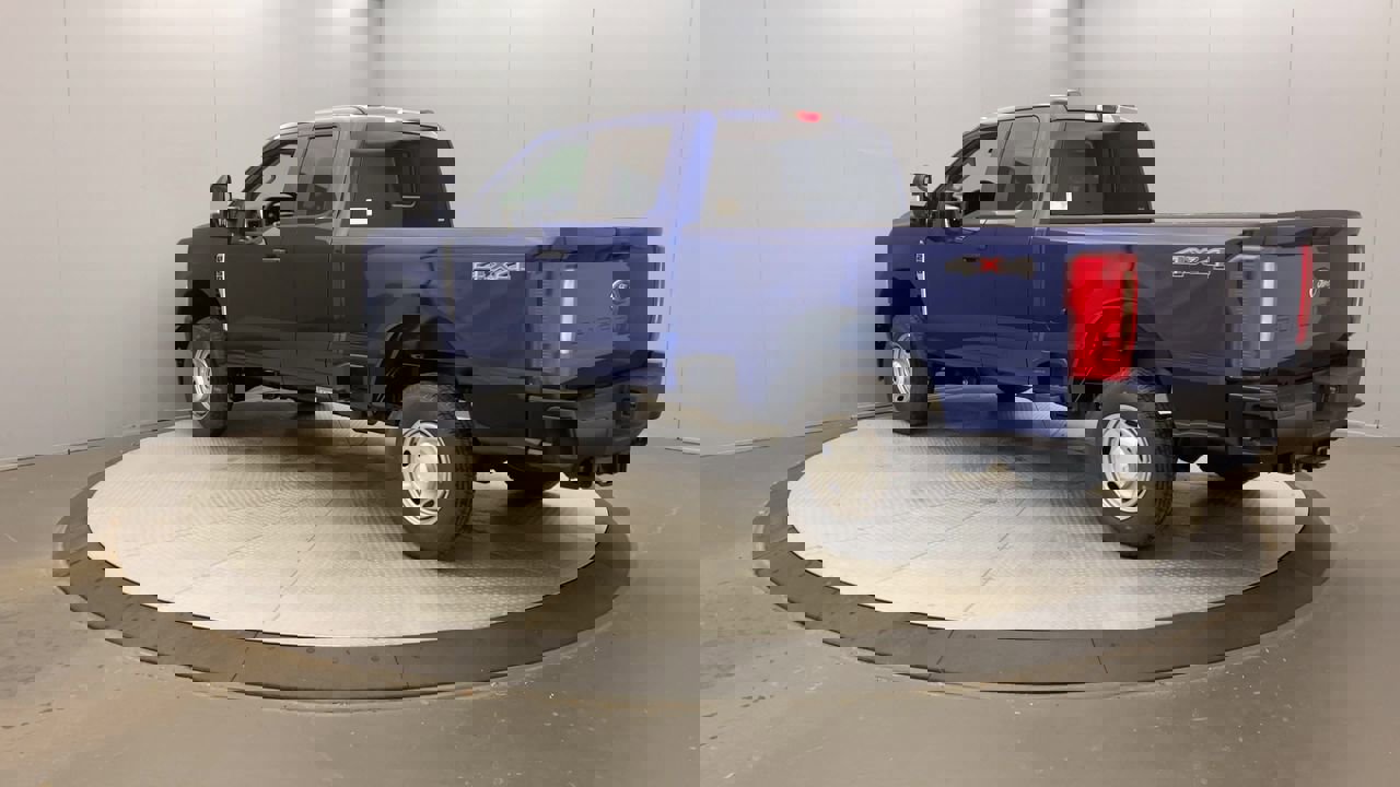 2026 Ford F-250 XL photo 3