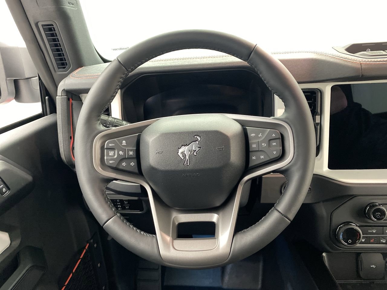 2025 Ford Bronco 2-Door Stroppe - Photo 16
