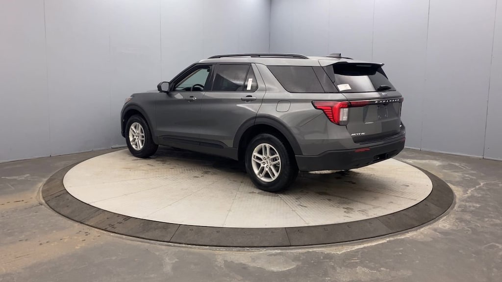New 2026 Ford Explorer Active w/200A Pkg SUV
