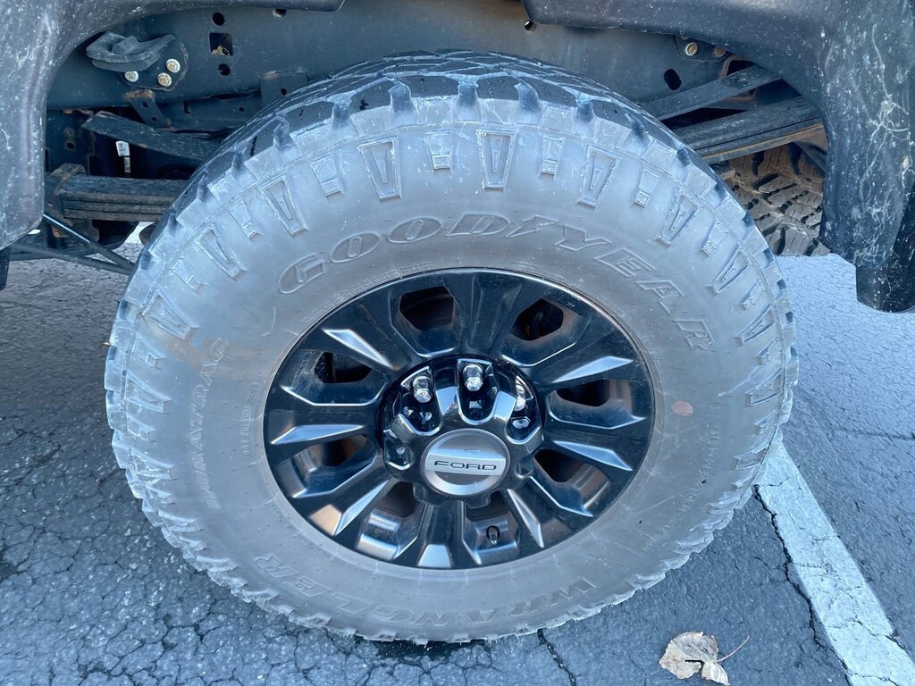 Used 2022 Ford Super Duty F-250 SRW Lariat Truck Crew Cab