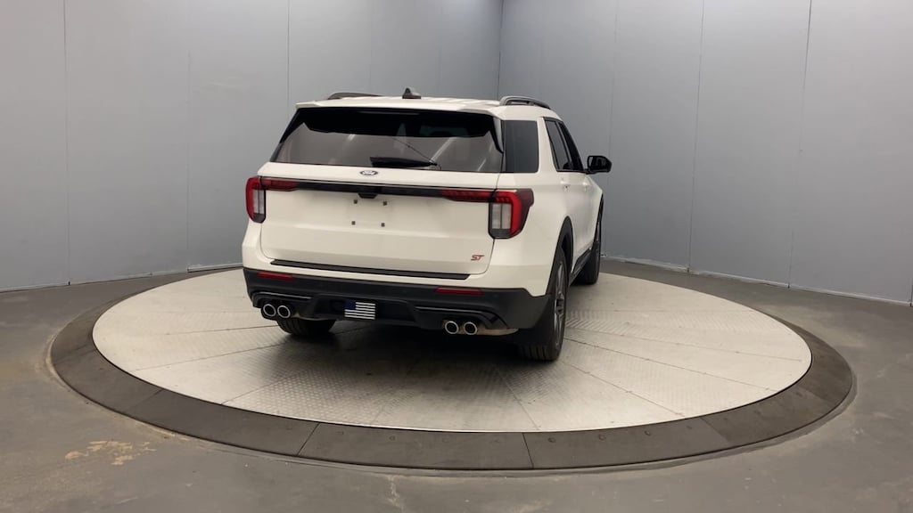 Used 2025 Ford Explorer ST SUV