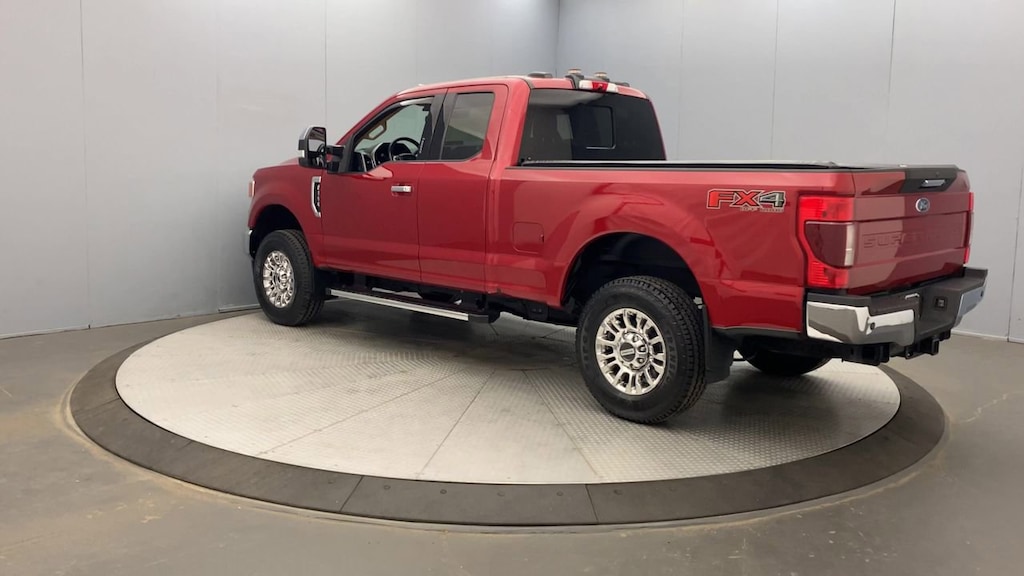 Used 2022 Ford Super Duty F-350 SRW Lariat Truck Super Cab