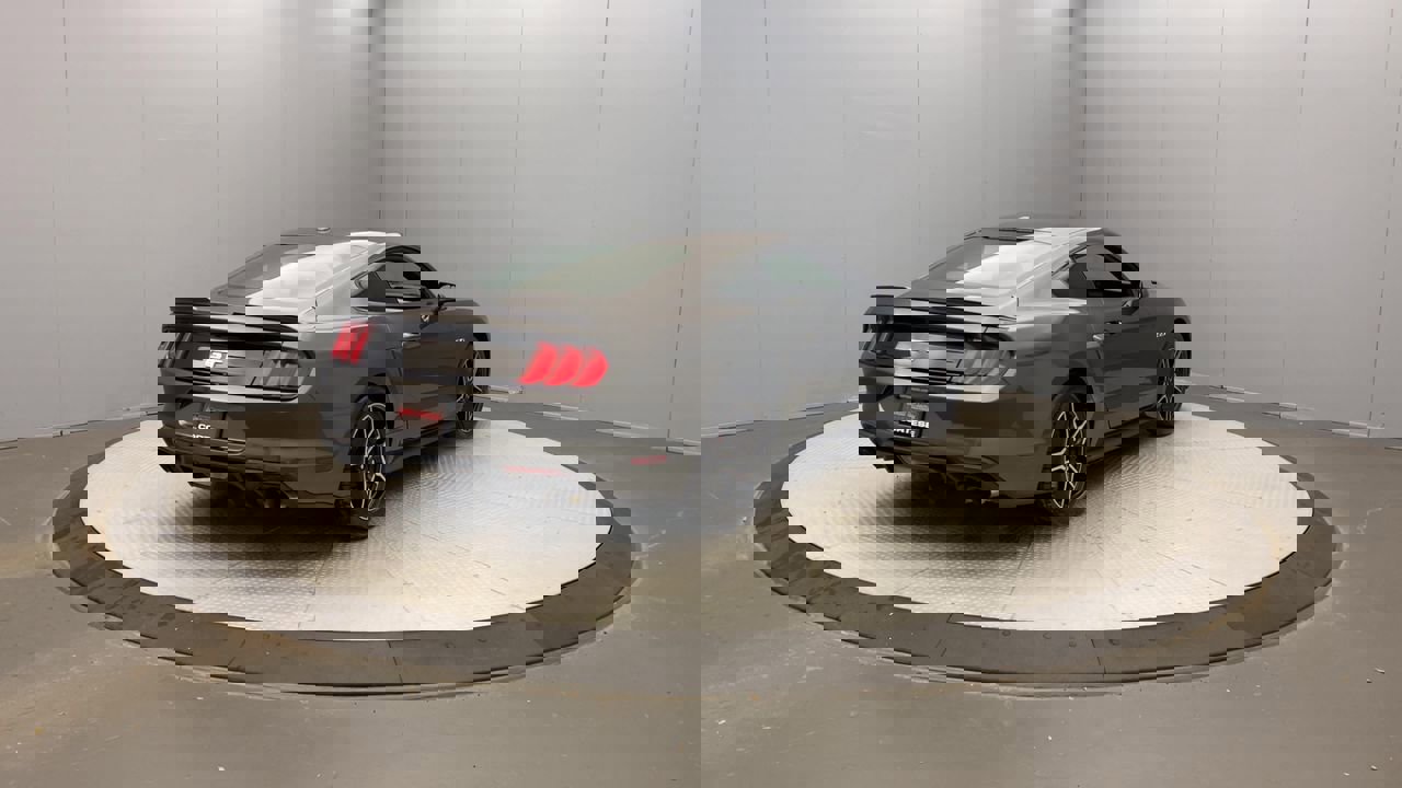 2019 Ford Mustang GT Premium photo 4