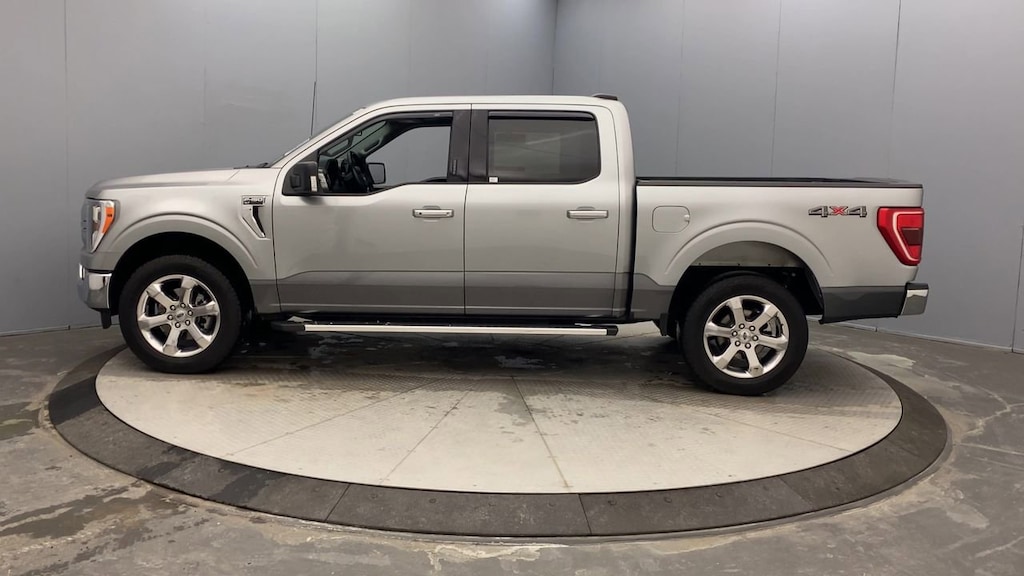 Used 2022 Ford F-150 XLT Truck SuperCrew Cab