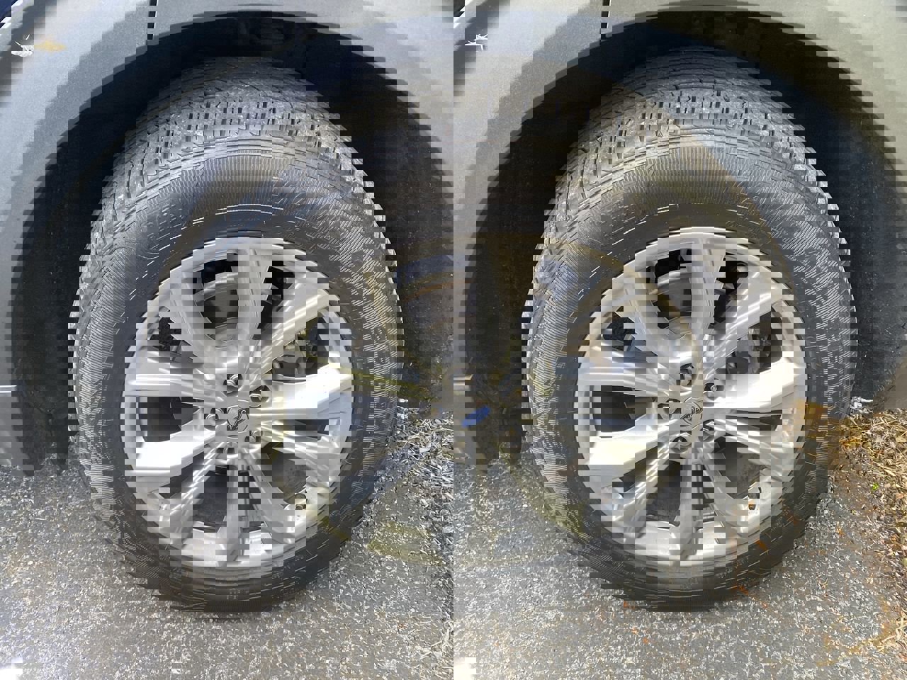 2021 Ford Explorer Limited photo 2