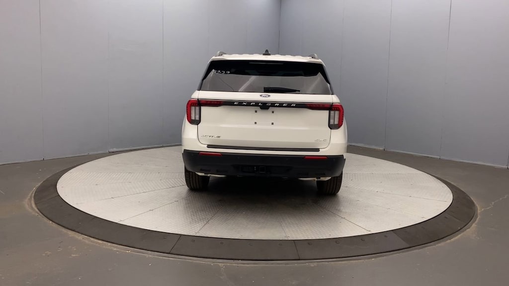 New 2025 Ford Explorer Active SUV