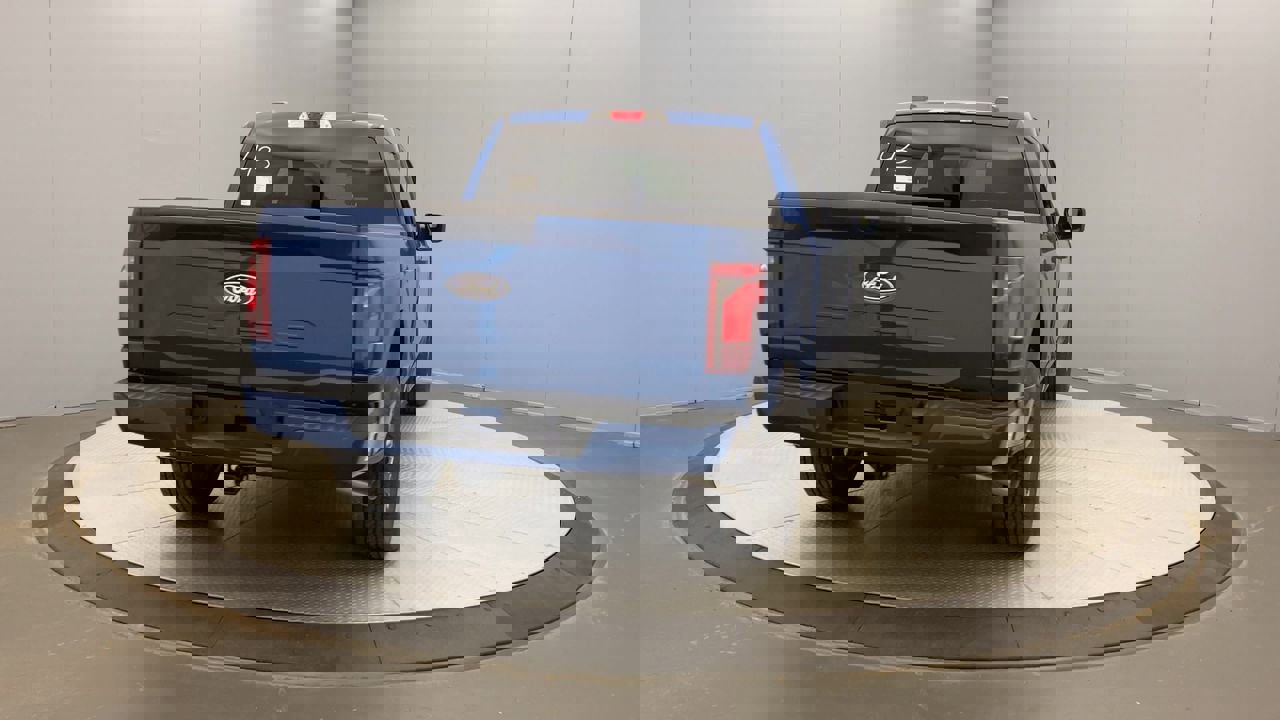 2025 Ford F-150 STX photo 4