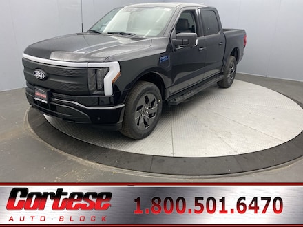 2025 Ford F-150 Lightning Flash TRUCK