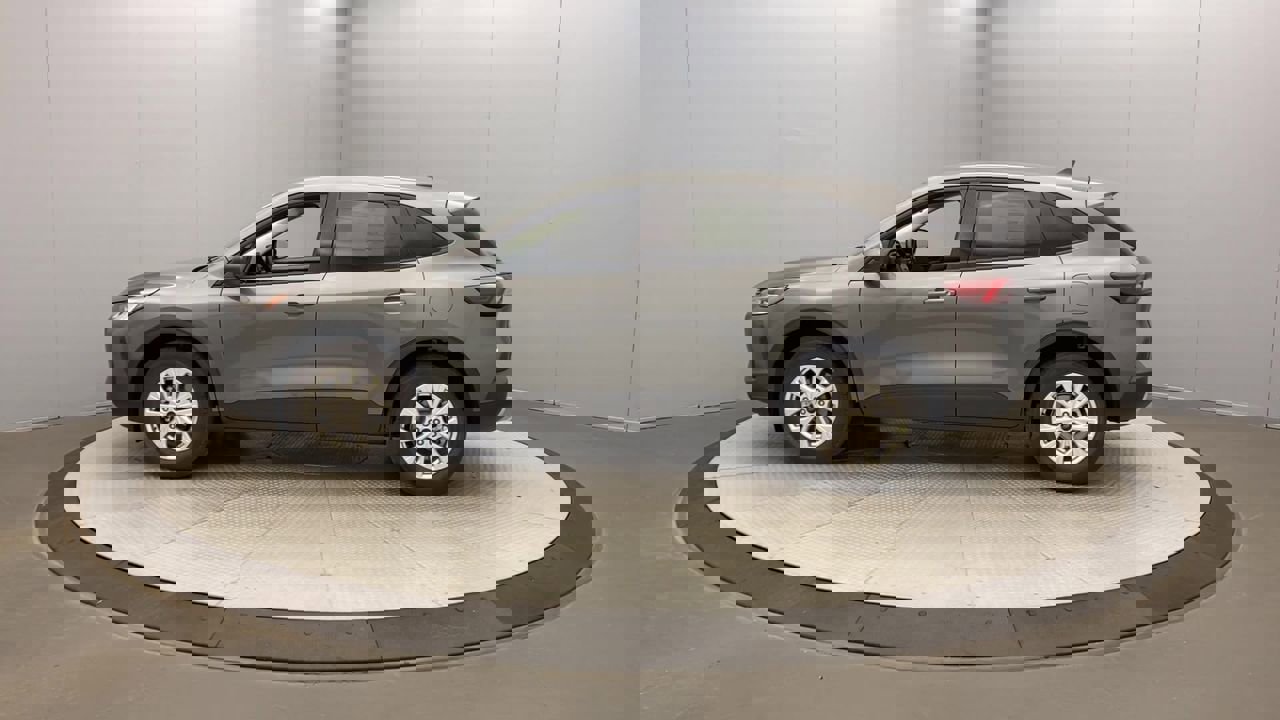 2025 Ford Escape Active Premium photo 2