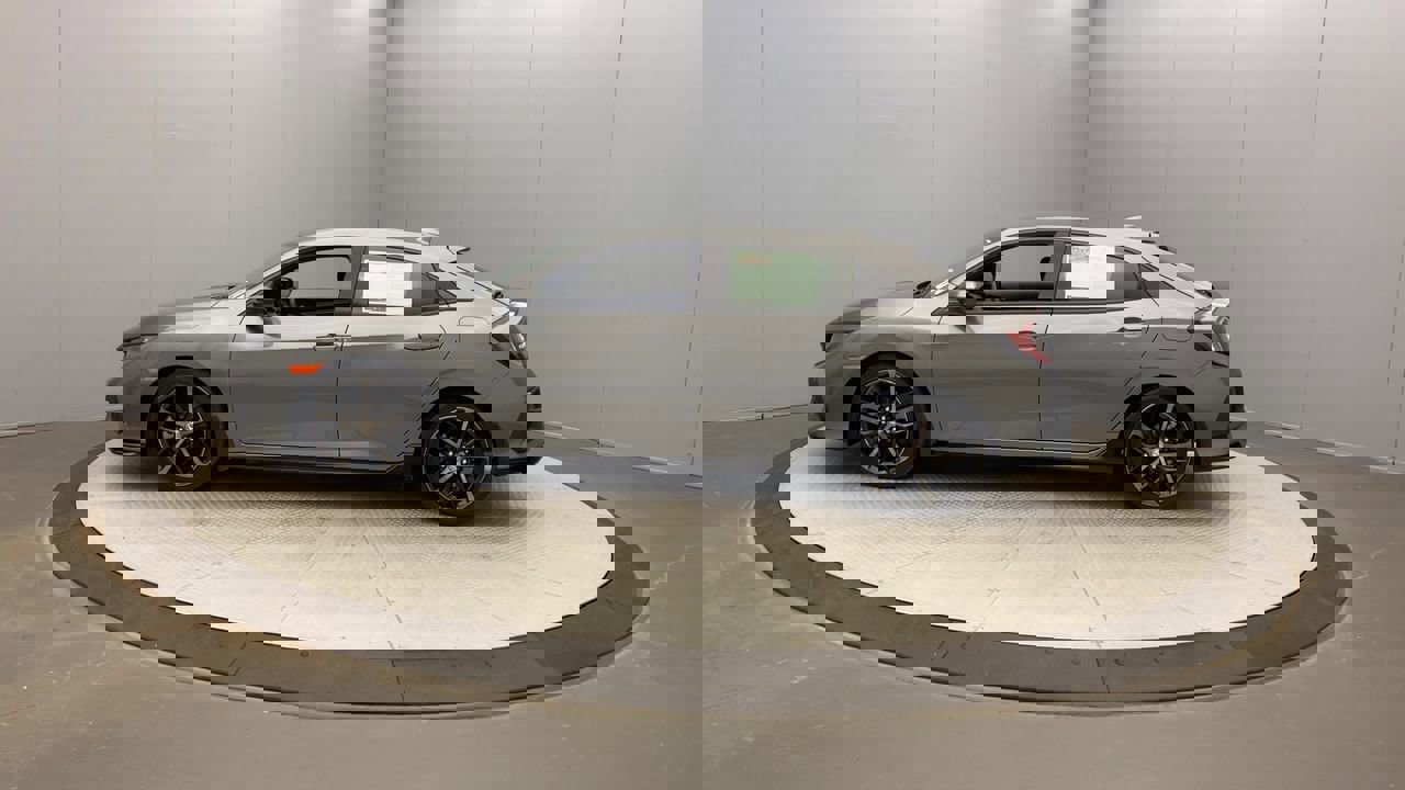 2021 Honda Civic Sport Hatchback photo 2