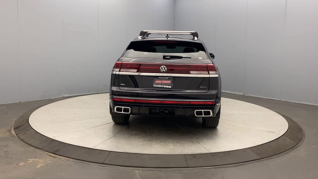 Used 2024 Volkswagen Atlas Cross Sport 2.0T SEL Premium R-Line SUV