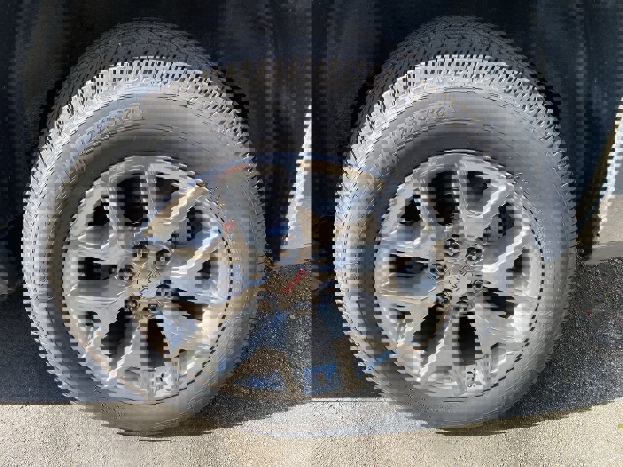 2019 Gmc Yukon SLE photo 2