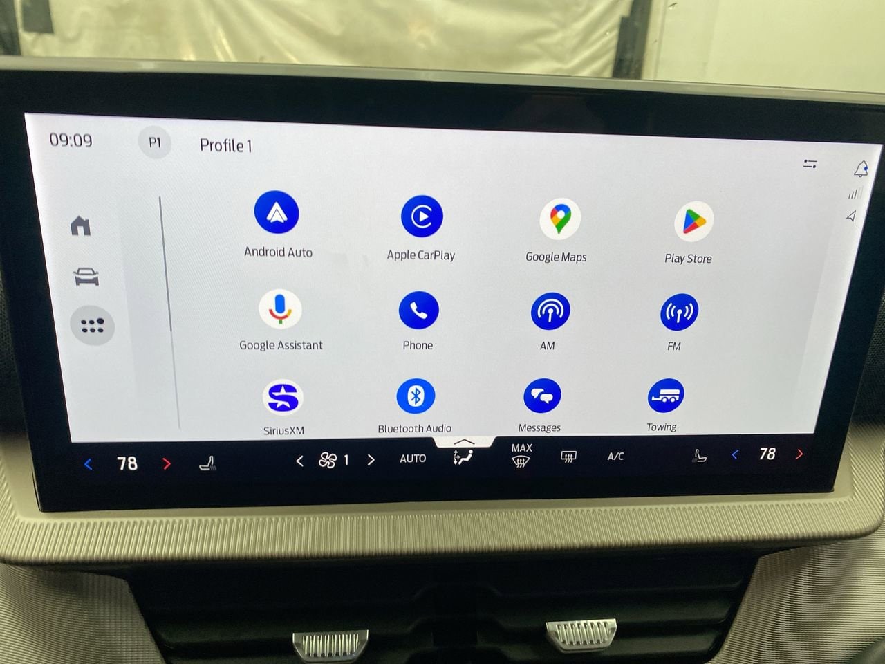 2026 Ford Explorer Active - Photo 17