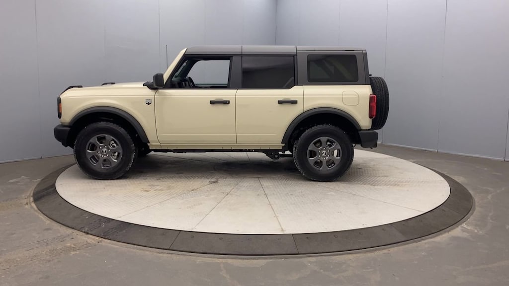 New 2025 Ford Bronco Big Bend Convertible