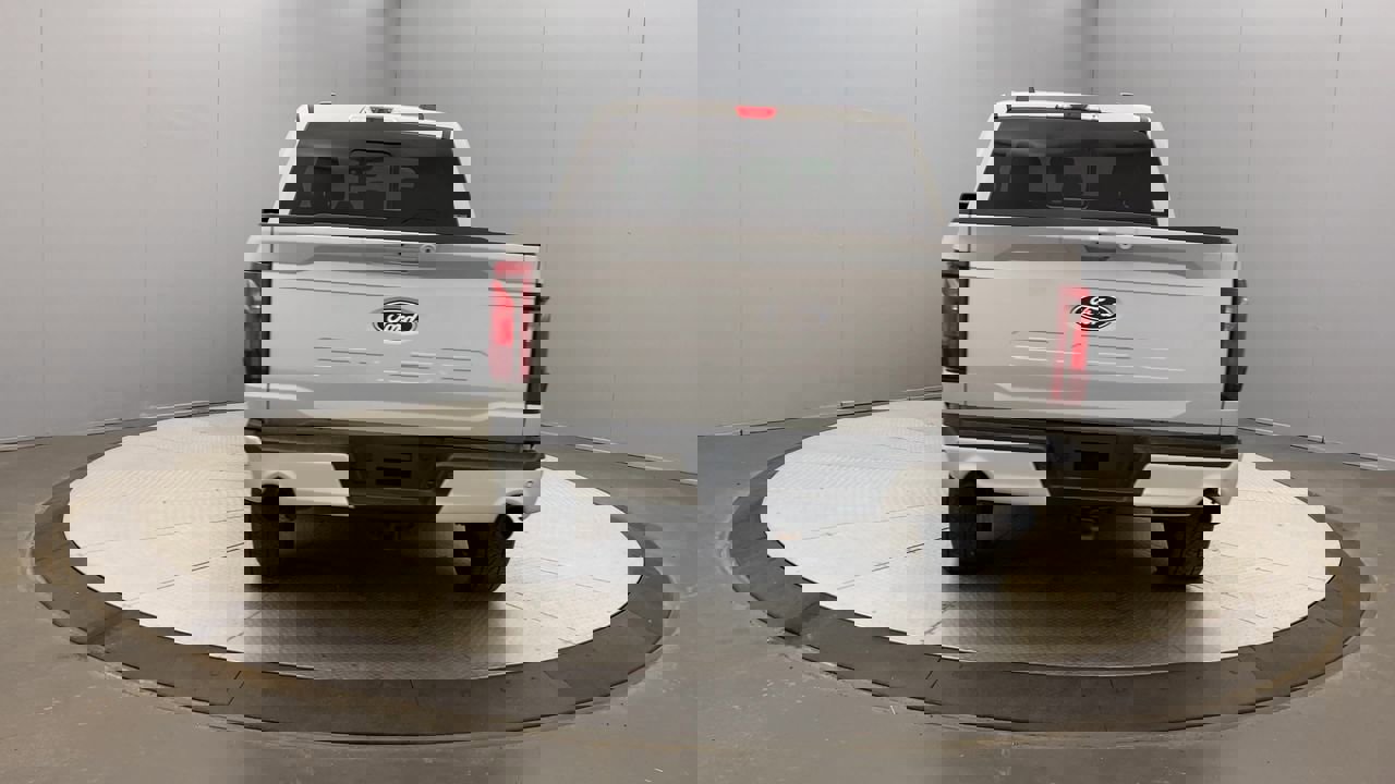 2025 Ford F-150 XLT photo 4