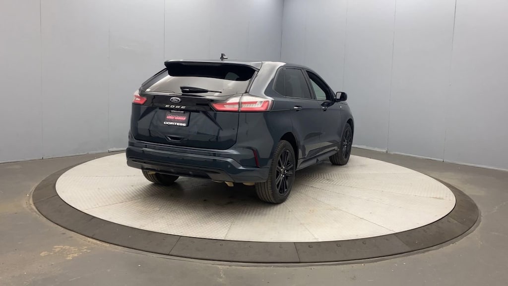Used 2024 Ford Edge ST Line SUV