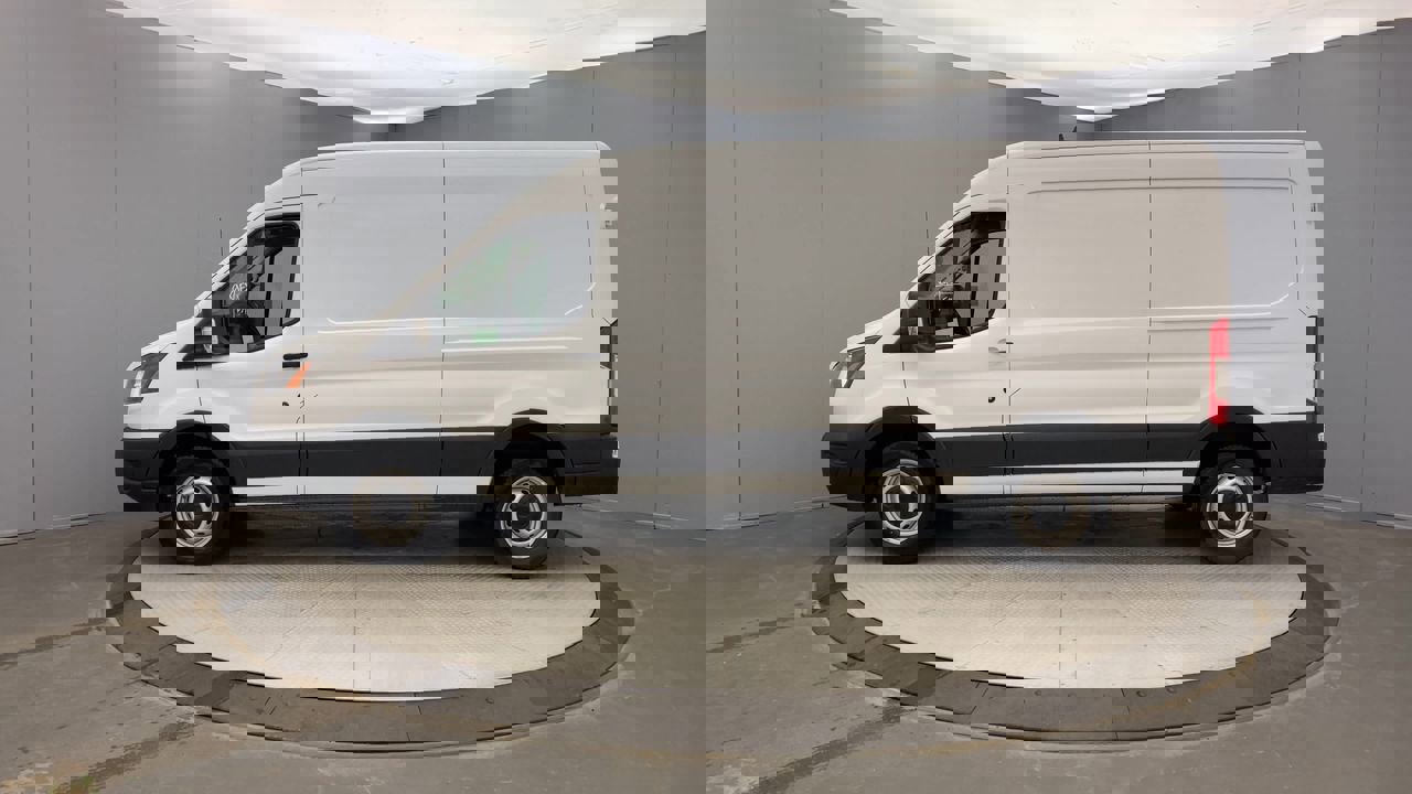 2025 Ford Transit Cargo photo 2