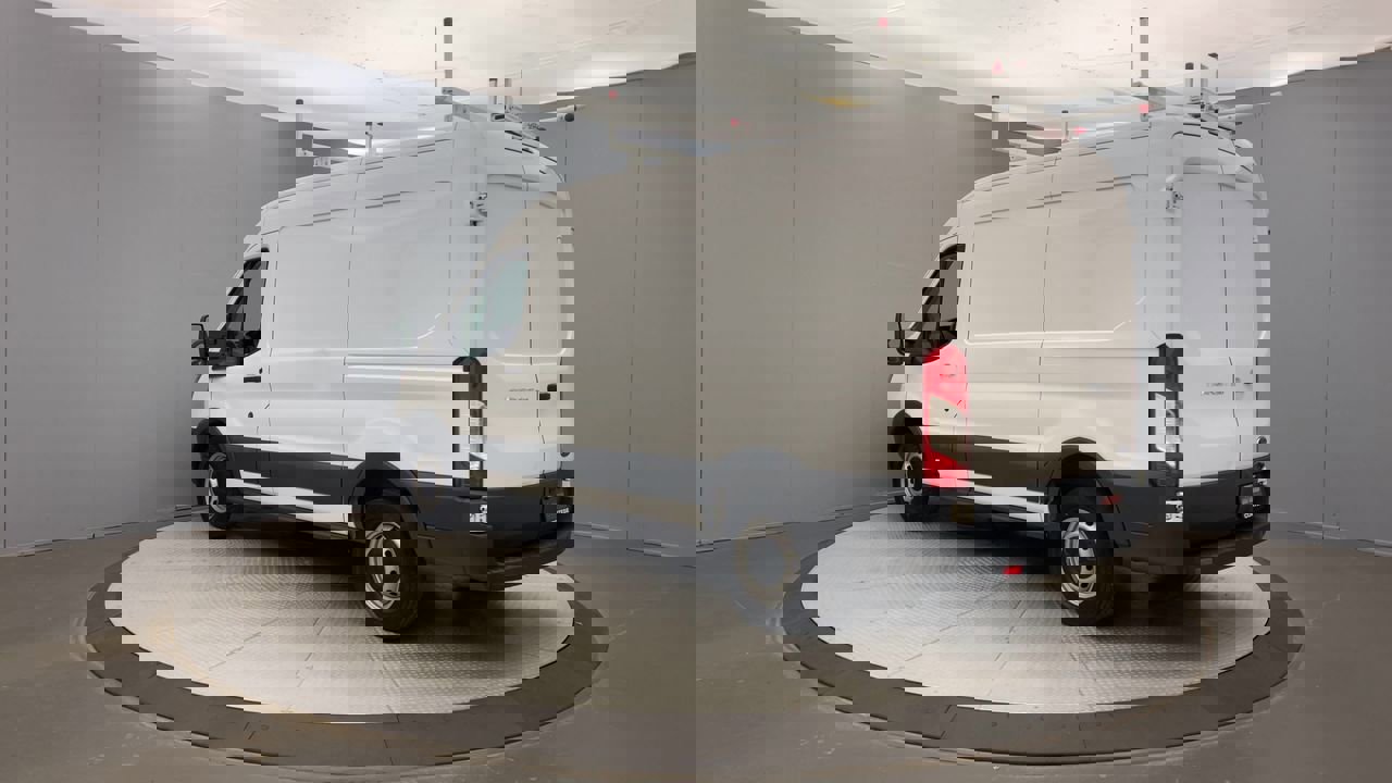 2017 Ford Transit Cargo Van photo 3