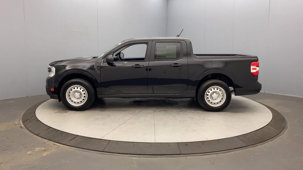 Used 2024 Ford Maverick XL Truck SuperCrew