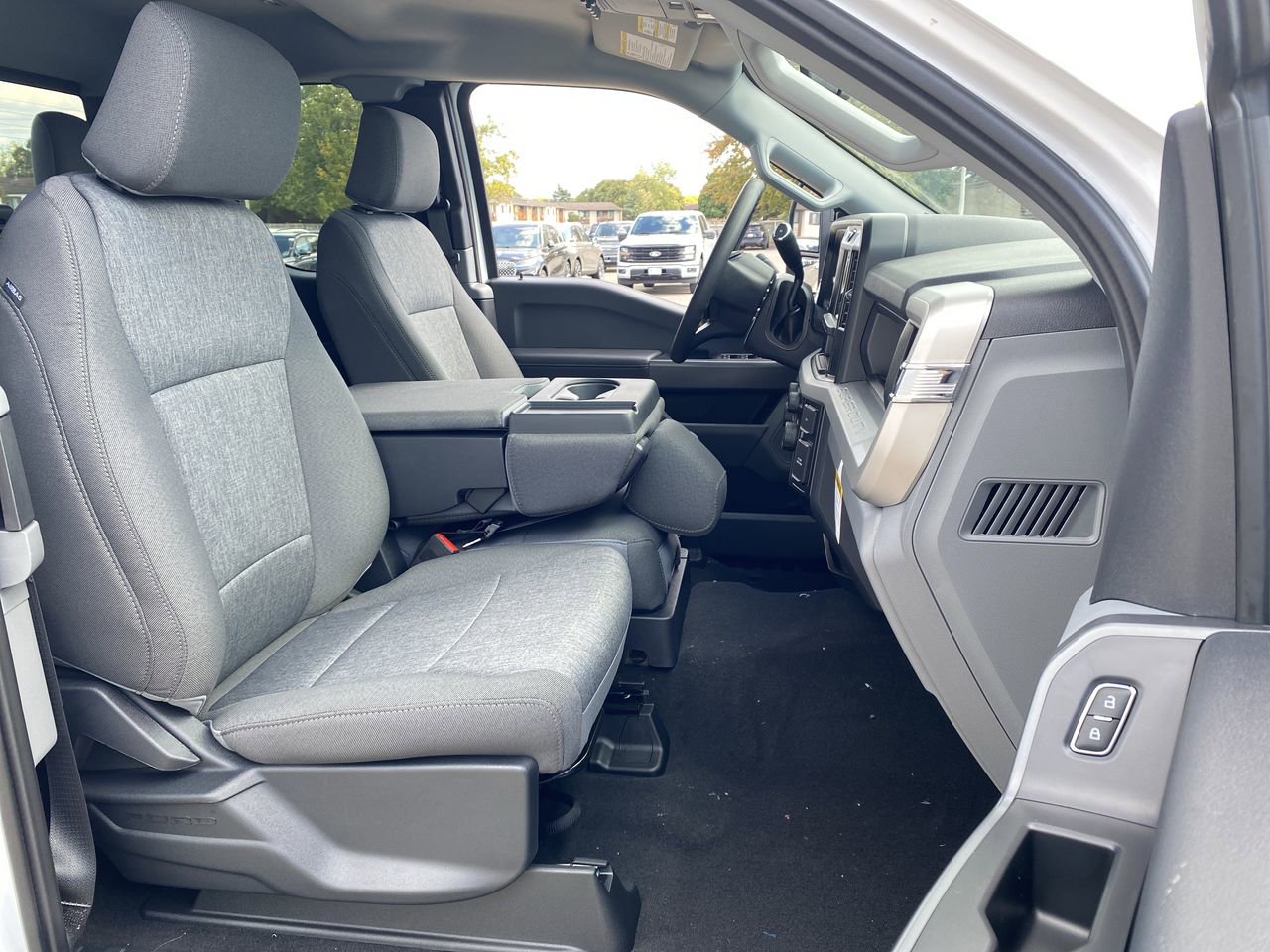 2026 Ford F-350 Super Duty XL - Photo 22
