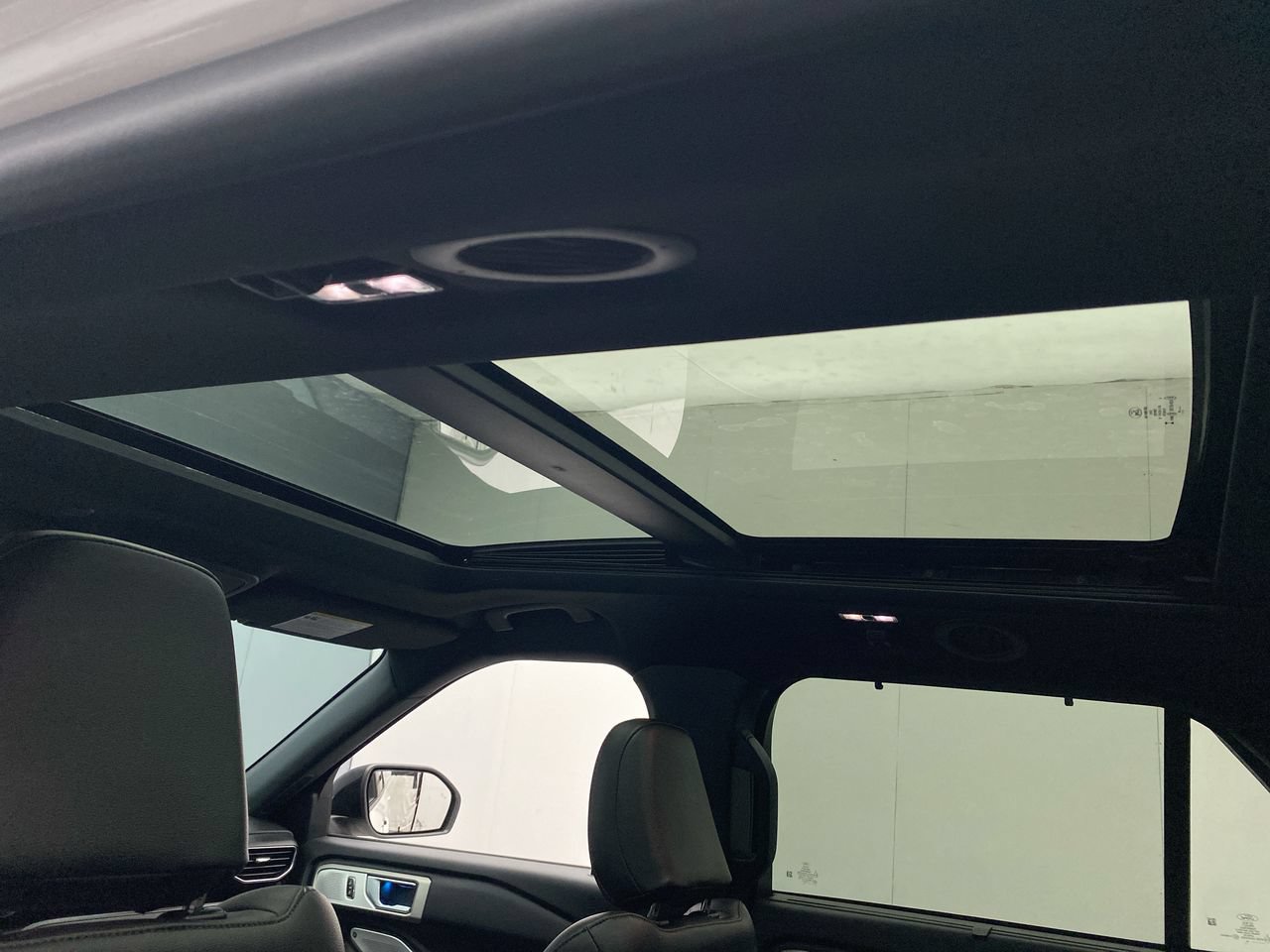 2024 Ford Explorer ST - Photo 22