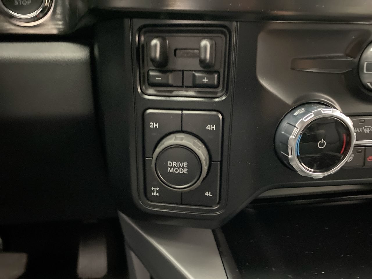 2026 Ford F-350 Super Duty Lariat - Photo 18