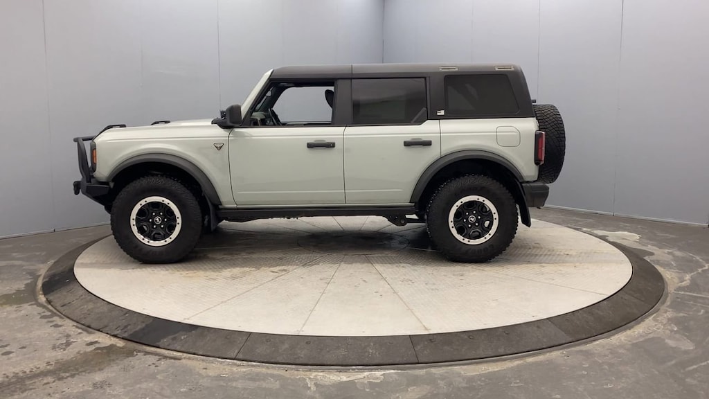 Used 2022 Ford Bronco Badlands SUV