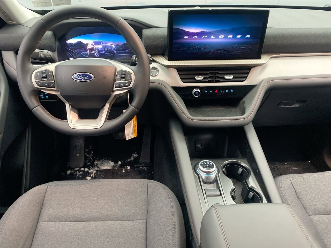 2026 Ford Explorer Active - Photo 14