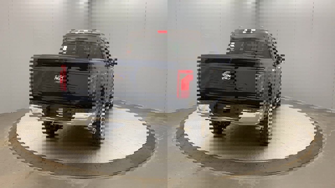 2025 Ford F-150 XLT photo 4