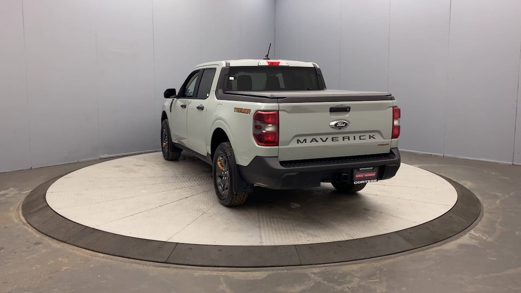 Used 2023 Ford Maverick XLT Truck SuperCrew
