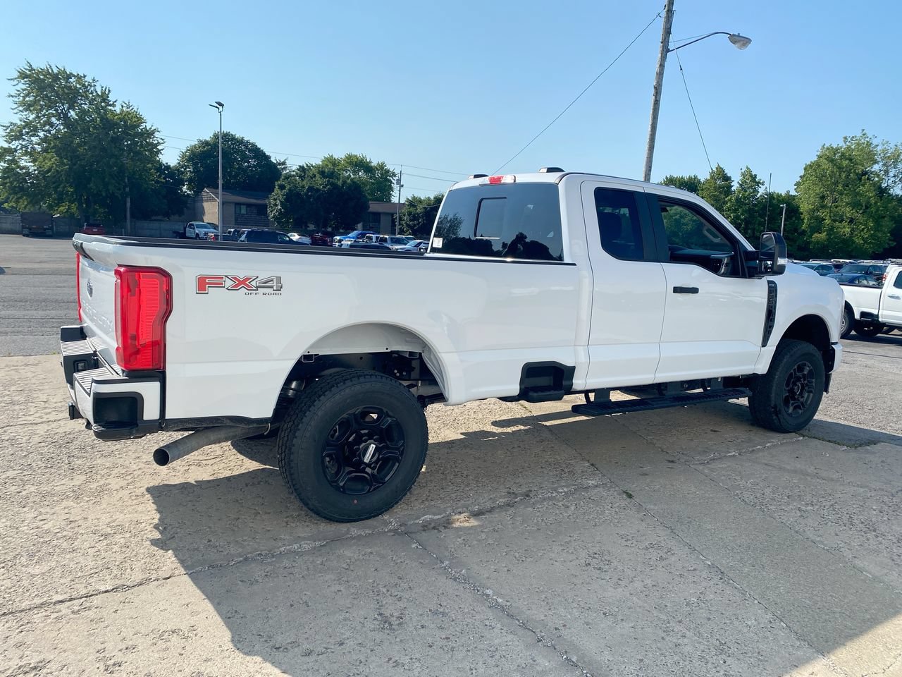 2026 Ford F-350 Super Duty XL - Photo 8