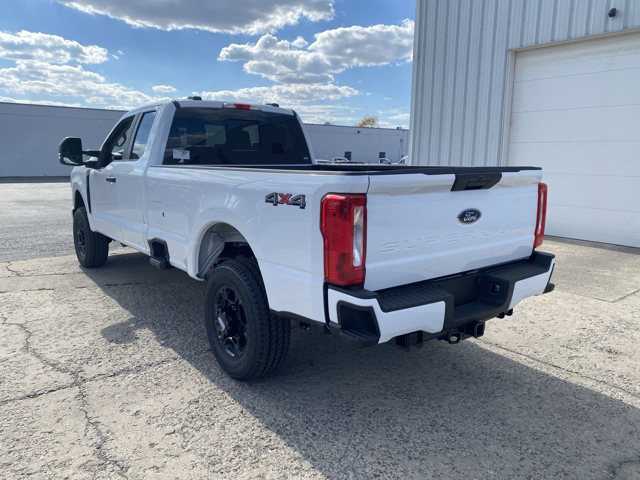 2026 Ford F-350 Super Duty XL - Photo 6