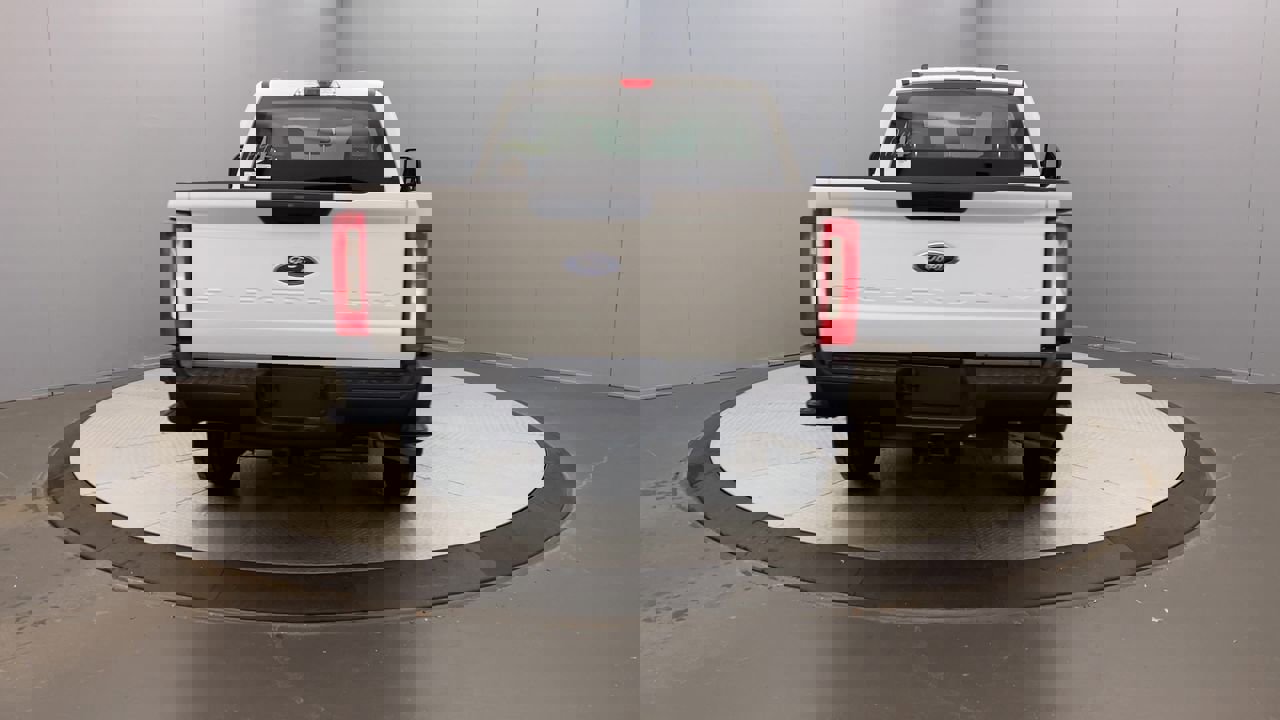 2026 Ford F-250 XL photo 4