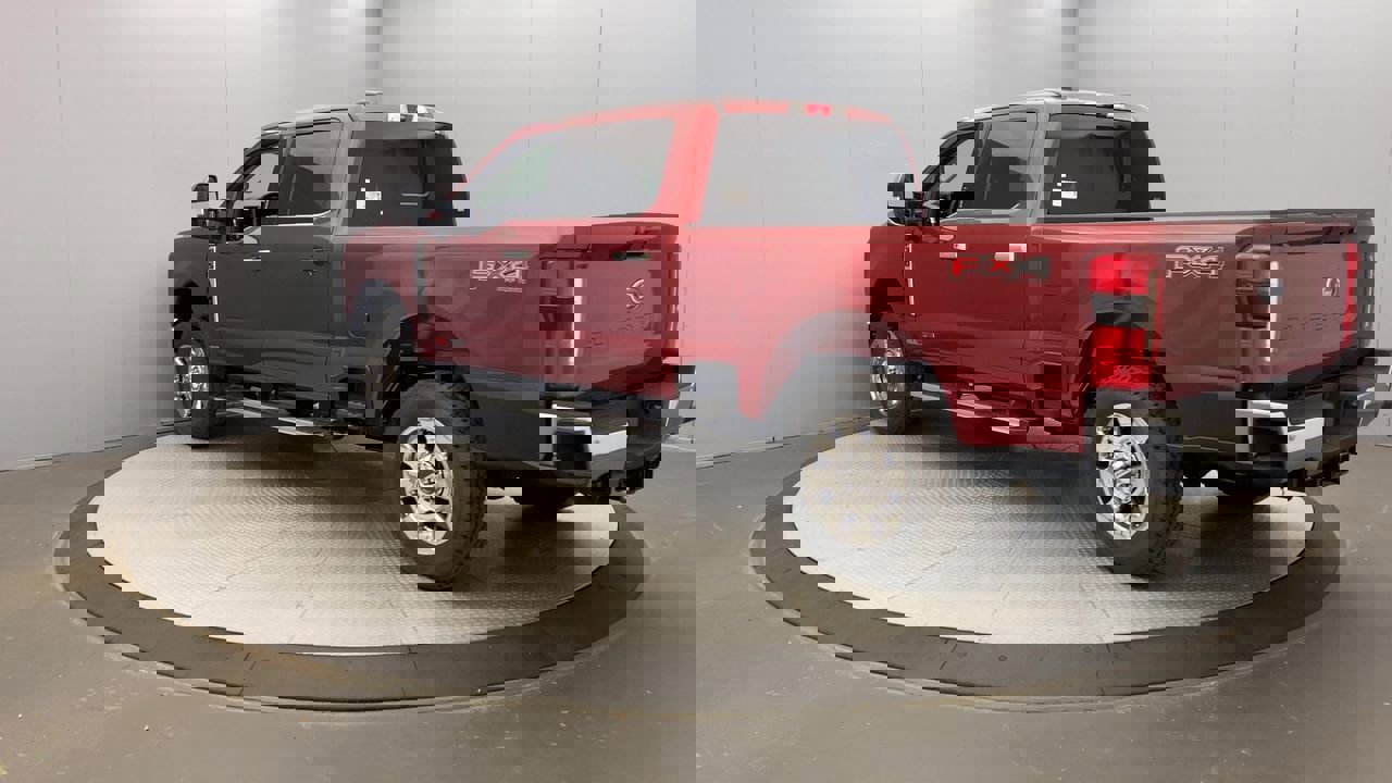 2026 Ford F-350 Lariat photo 3
