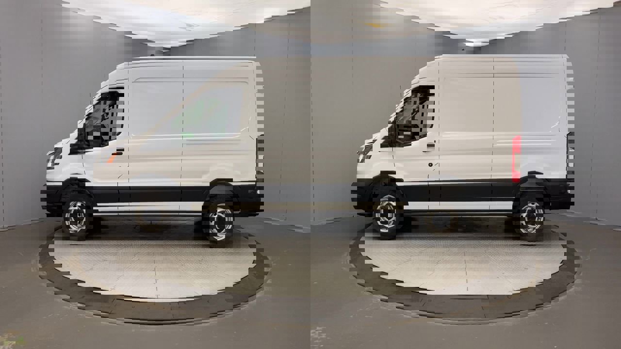 2025 Ford Transit Cargo Van photo 2