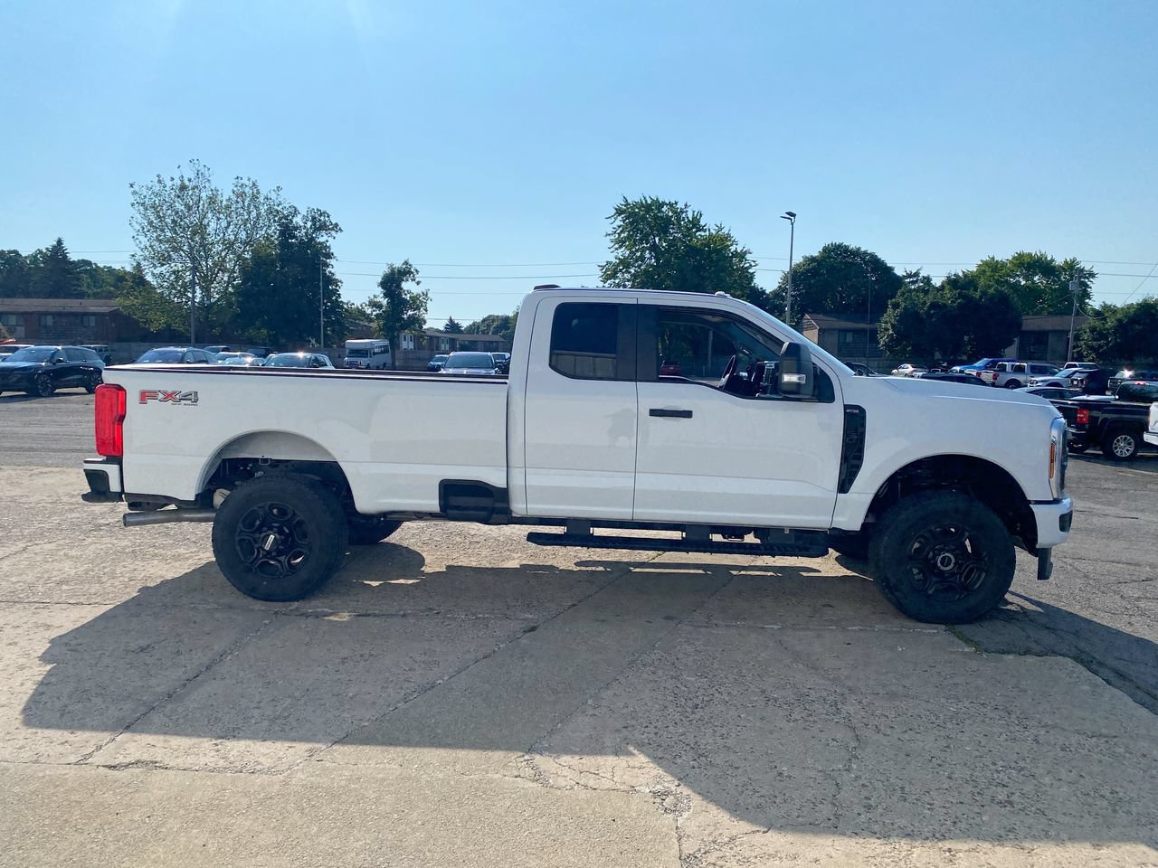 2026 Ford F-350 Super Duty XL - Photo 9