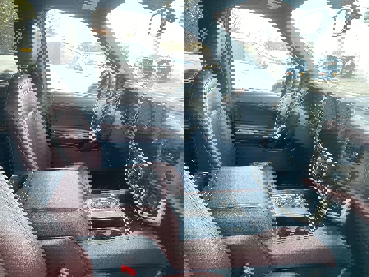 2022 Ford Expedition Limited photo 3