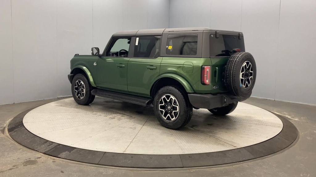New 2025 Ford Bronco Outer Banks Convertible