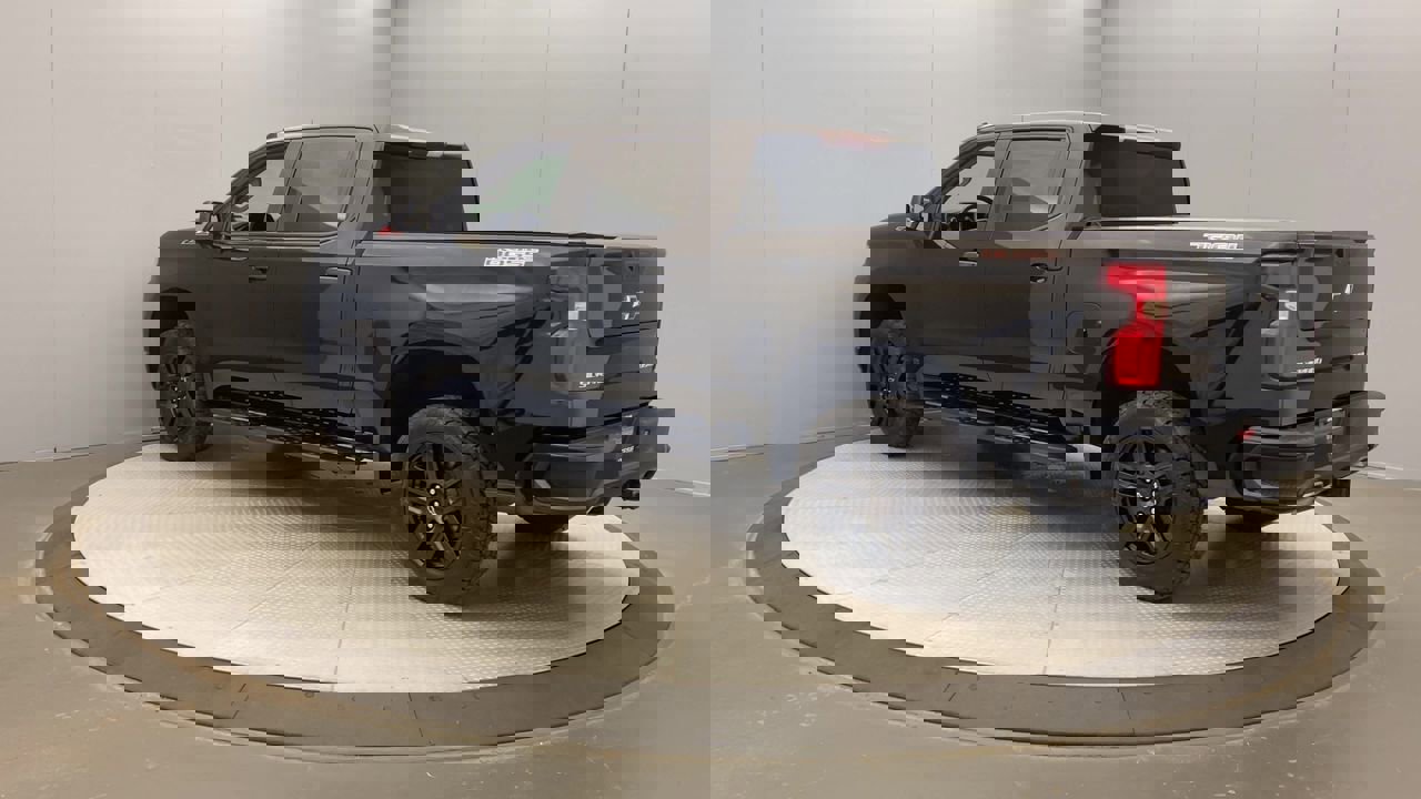 2021 Chevrolet Silverado 1500 Custom Trail Boss photo 3