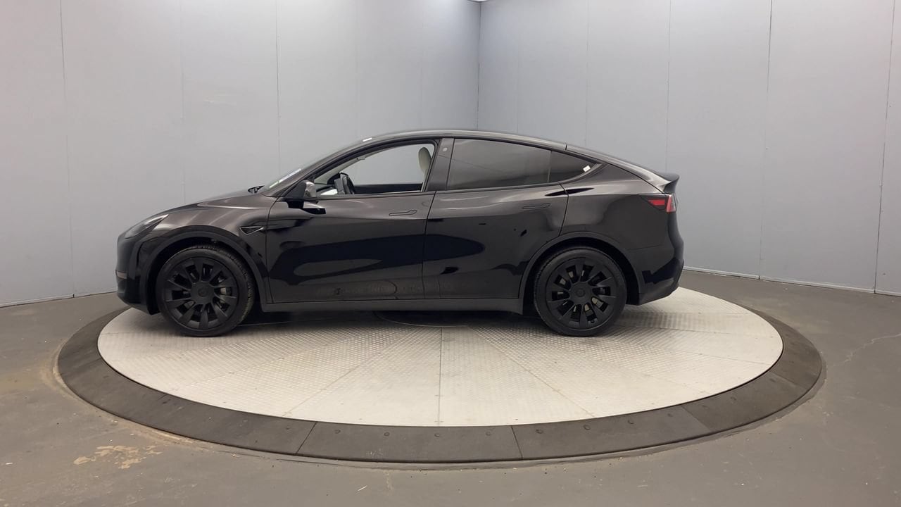 Used 2020 Tesla Model Y Long Range with VIN 5YJYGDEE5LF040493 for sale in Rochester, NY