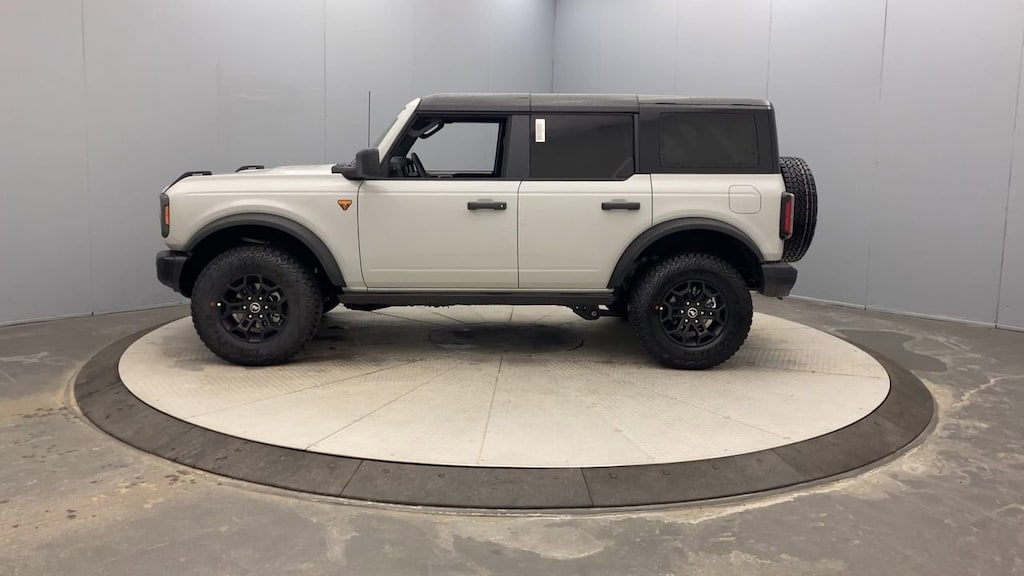 New 2026 Ford Bronco Badlands Convertible