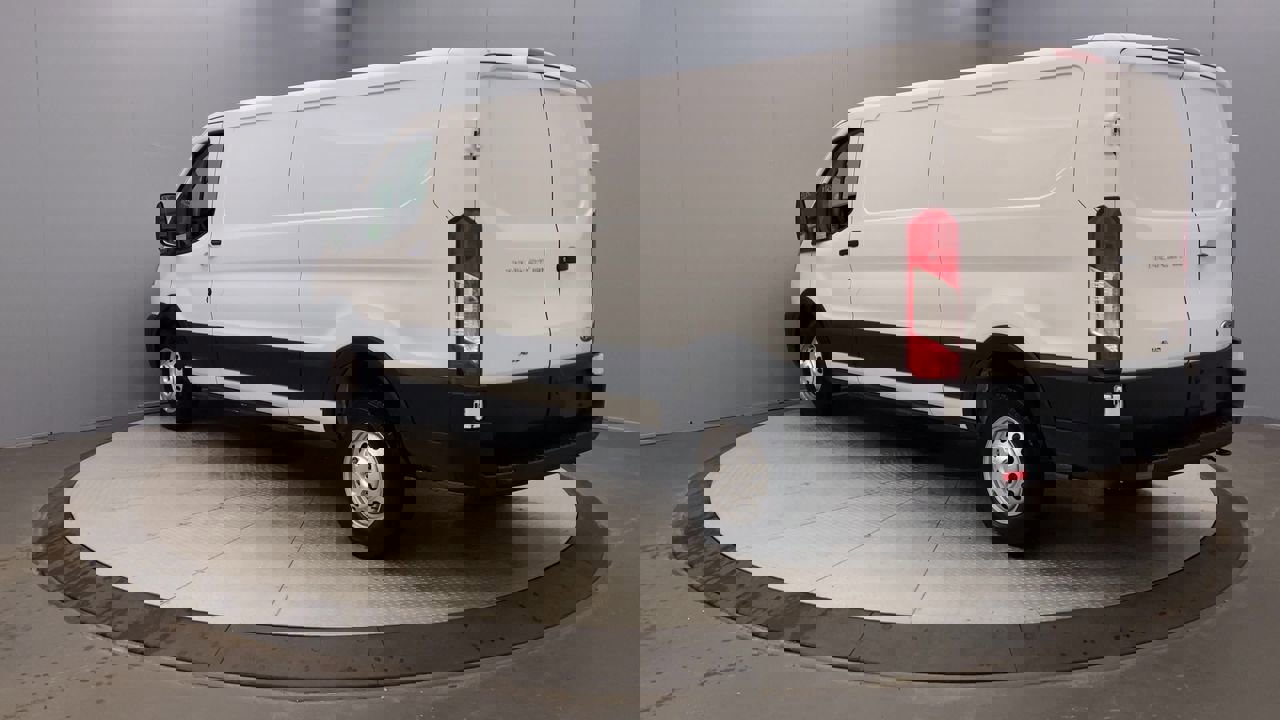 2025 Ford Transit Cargo photo 3