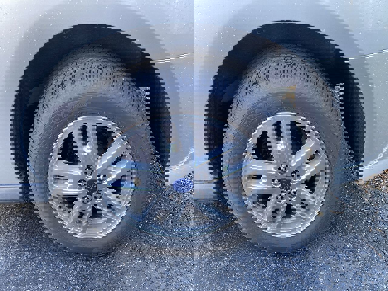 2021 Ford Transit XLT Passenger photo 2