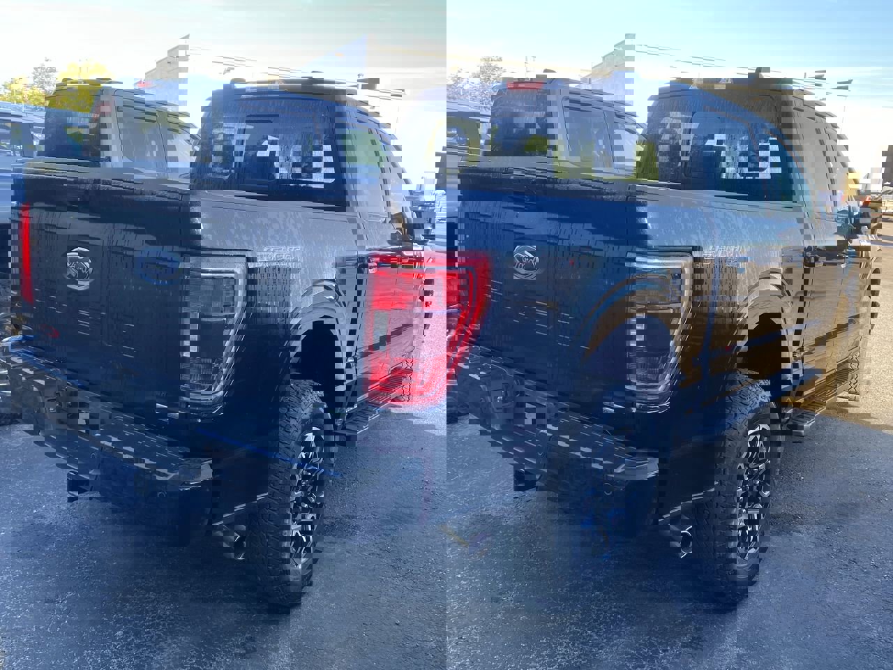 2023 Ford F-150 XLT photo 3