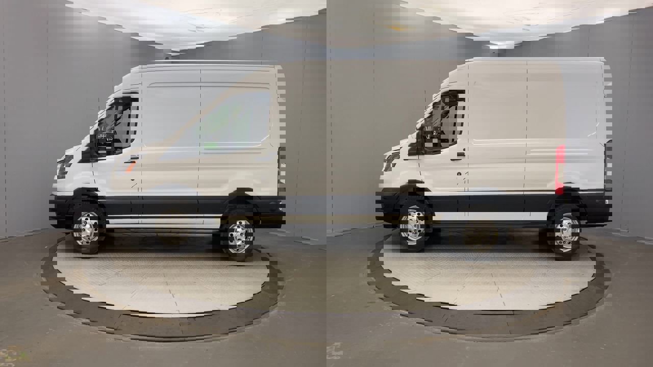 2025 Ford Transit Cargo Van photo 2