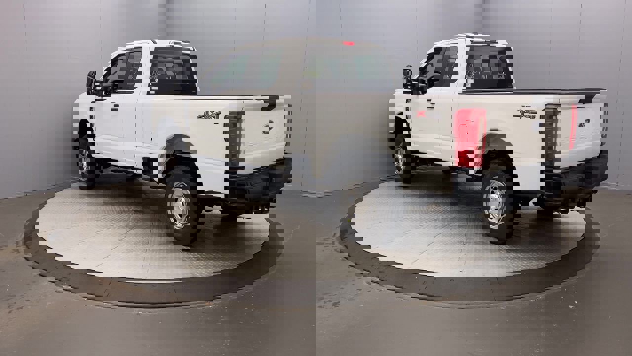 2026 Ford F-250 XL photo 3