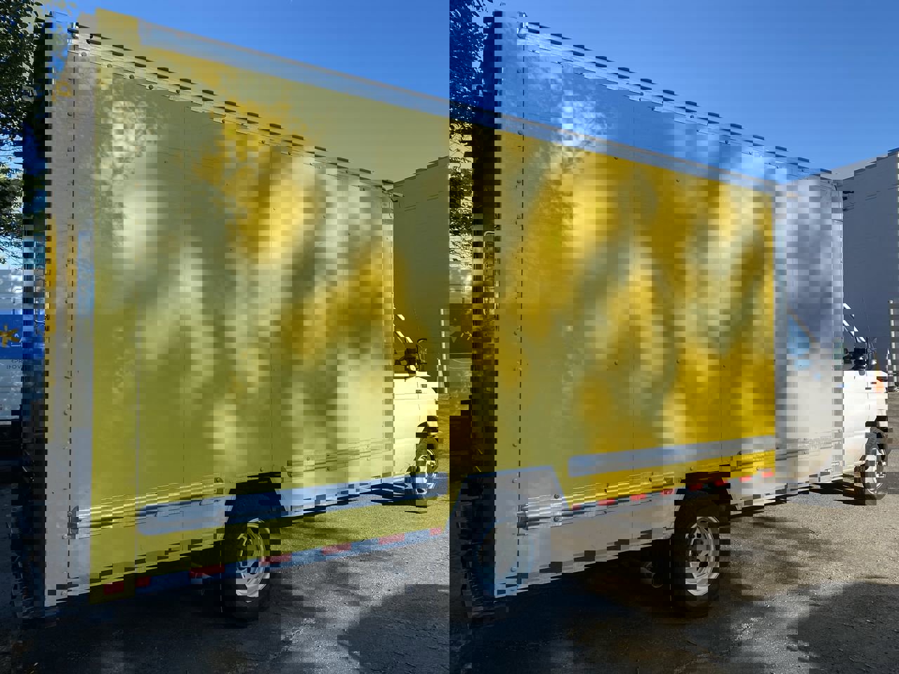 2023 Ford E-350 photo 3