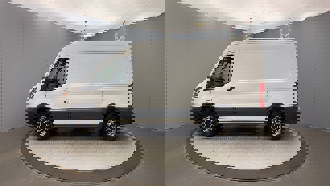 2017 Ford Transit Cargo Van photo 2