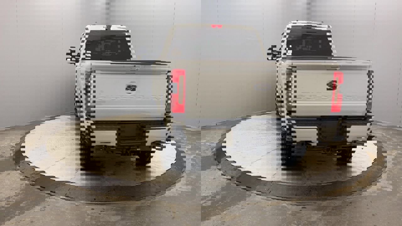 2025 Ford F-250 XLT photo 4