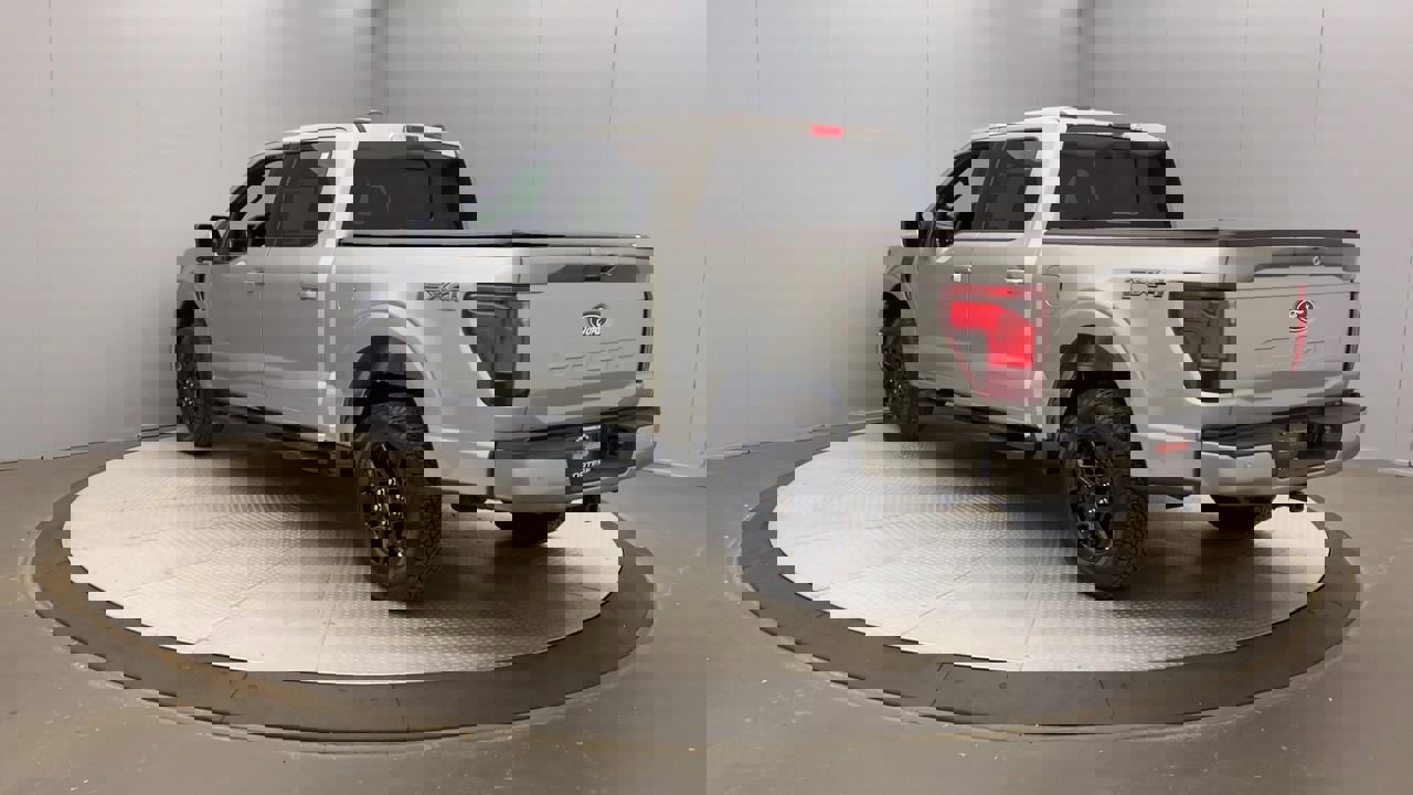 2025 Ford F-150 XLT photo 2